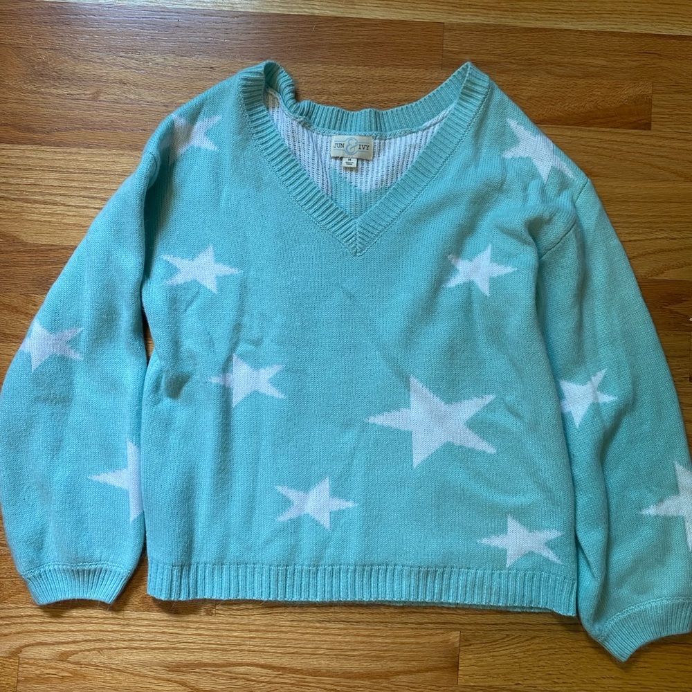 Francesca's Collections Blue and White V-Neck Sweater Star Pattern